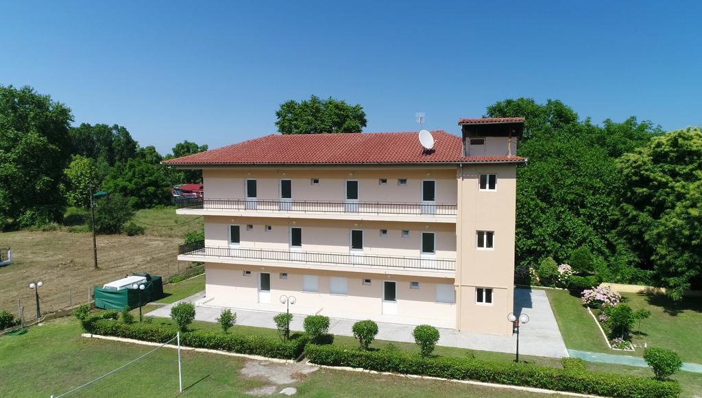 Sintrivanis Resort Beach Paralia Skotinas Exterior foto