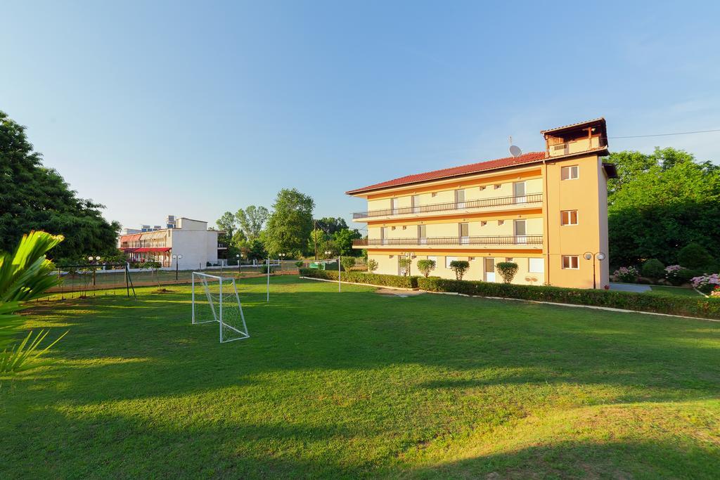 Sintrivanis Resort Beach Paralia Skotinas Exterior foto